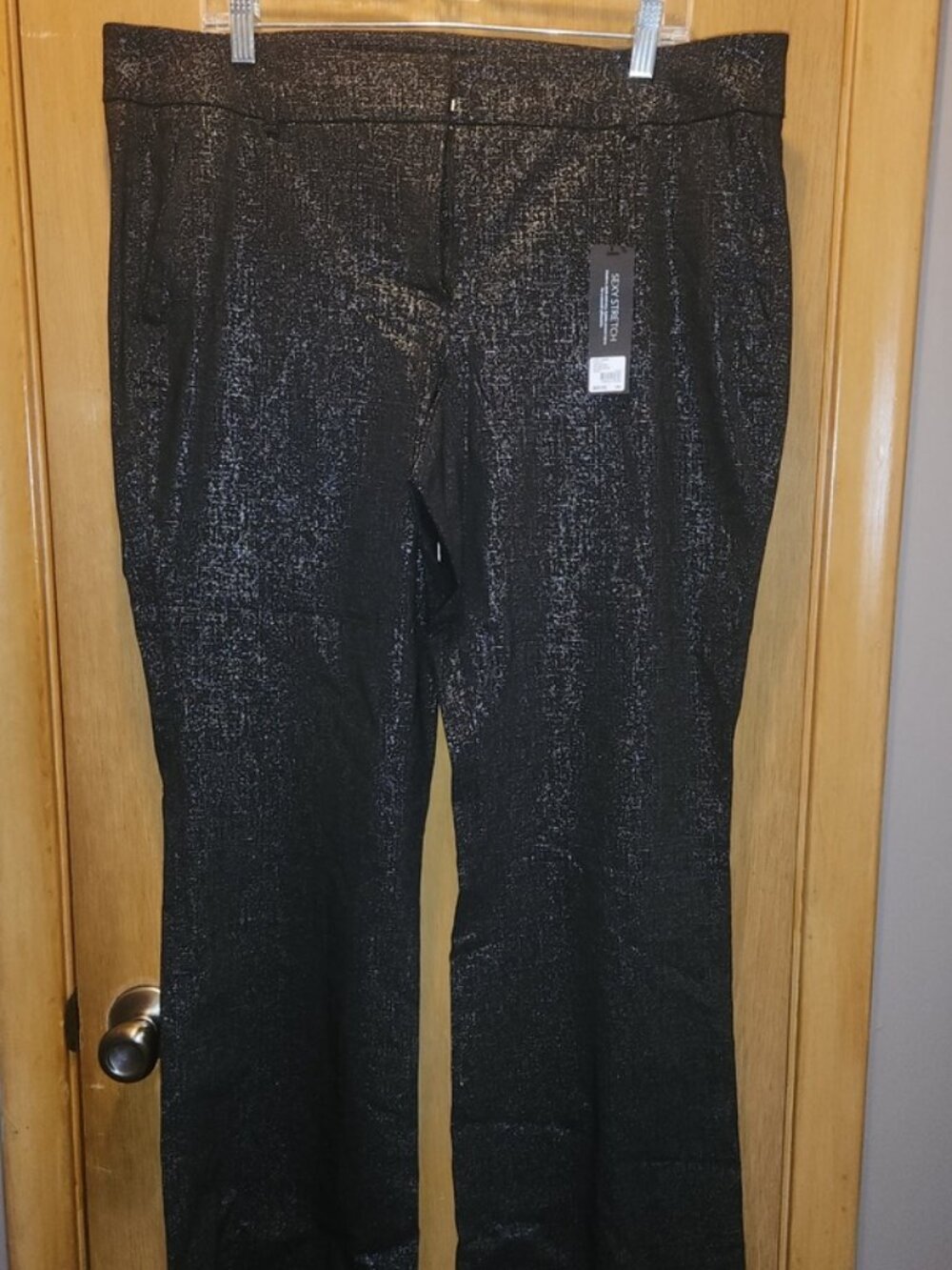 Lane Bryant - Straight Leg - Size 18 Short